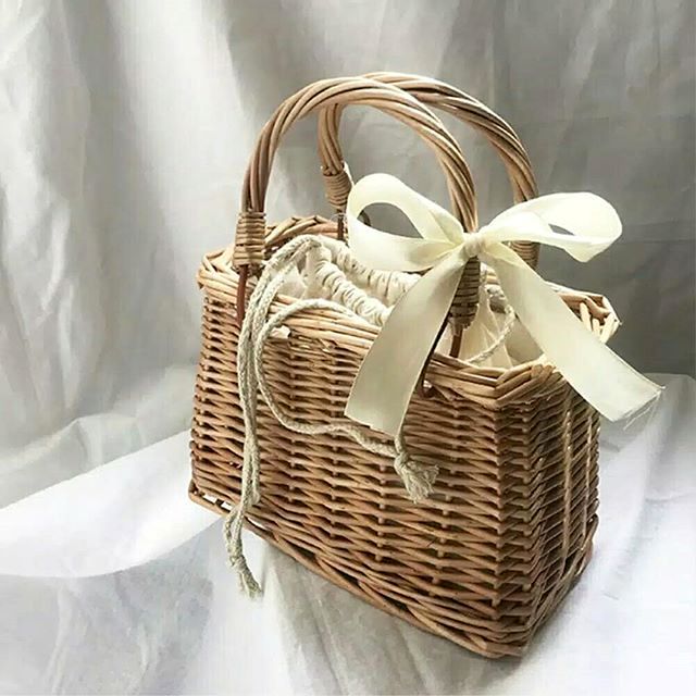 Пляжна сумка-кошик з ротанга 