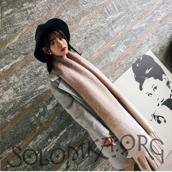 Осінньо-зимовий великий жіночий шарф ковдра з вовни 