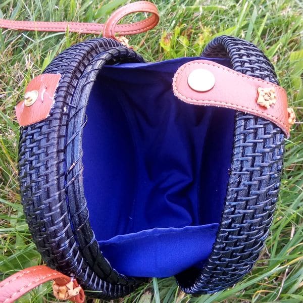 Літня плетена з лози ротанга сумка чорна 