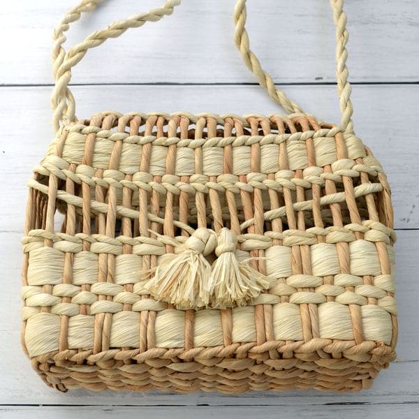  Плетена сумочка з кукурудзяного листя 