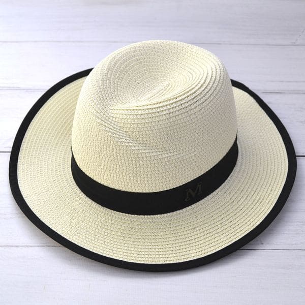 Жіночий літній капелюх зі стрічкою 